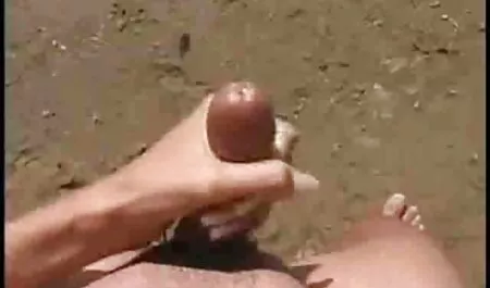 Cô bé muốn trở thành một mô hình khiêu dâm và đó là phim cap 3 sex nhat ban lý do tại sao cô ấy đến khiêu dâm ngành công nghiệp