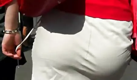 Hai cô gái trong sex lon nhat ban khi một số người xem chúng