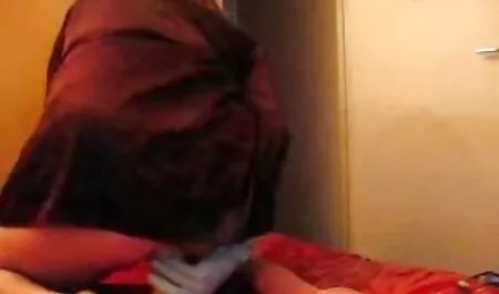 Sex với một cô gái tóc phim set nhat ban18 vàng trong hồ bơi