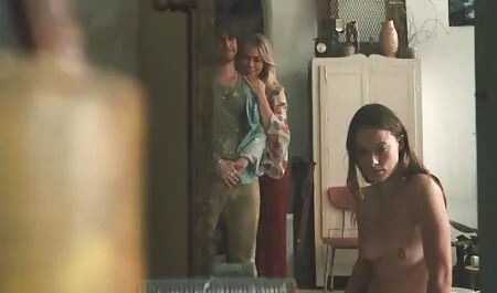 Các cô gái ngủ trong bài học và giáo viên tức giận hứa phim sex nhat ban mp4 sẽ gọi cho cha mẹ cô ấy, nhưng các khéo léo cô bé ngay lập tức, hiểu chưa phải làm gì. Kéo tay ra quần của ông, ông đã lấy nó trong miệng của mình và bắt đầu mút