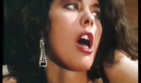 Tình bằng một cô gái trẻ với một âm sex hoc sinh nhat ban đạo