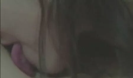 Cô gái phim xes nhat ban ko che tóc vàng với một mông đen và của tôi trong miệng