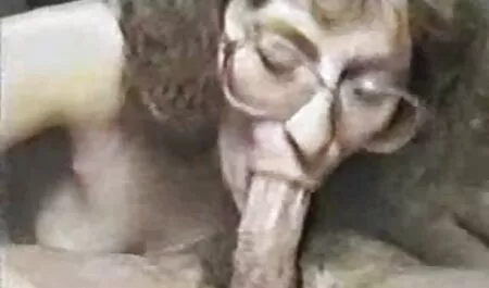 Tóc phim sexy nhat vàng xinh đẹp, nhảy múa trong buổi diễn tập