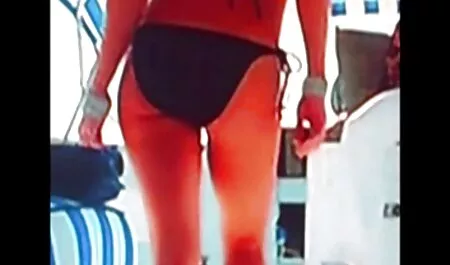 Các chàng trai đã thuyết phục một cô gái tóc sex nhat ban sub vàng mặt của một webcam