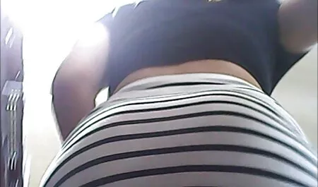 Cô gái với một con trai sec nhat ban moi