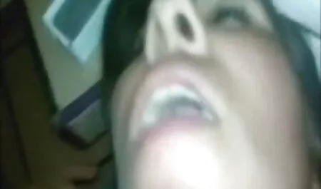 Vợ chồng với vợ và các người giúp việc của gia đình! Tuyệt sex nhat ban phu de vời nhóm trao trên ghế với tình dục